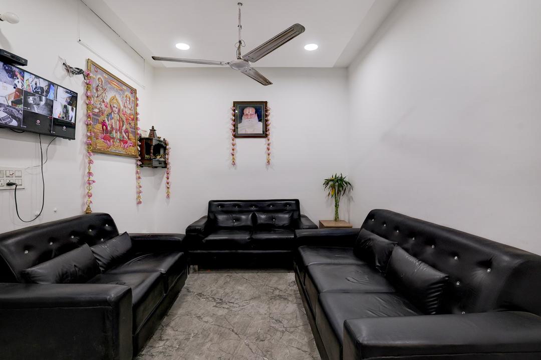Townhouse Mohali Bus Terminal Formerly Hotel Hm Crystal in Mohali