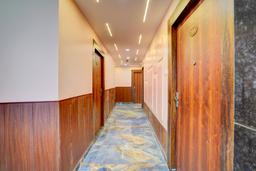 Townhouse Oak Panki Railway Junction Formerly Hotel Rudra in Kanpur