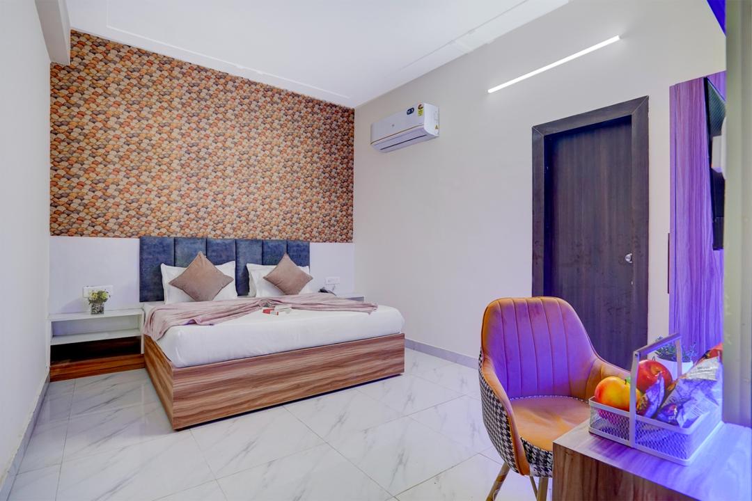 The Royal Corporate in Noida