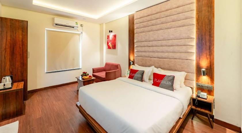 Stayzo Scheme 114, Vijay Nagar in Indore