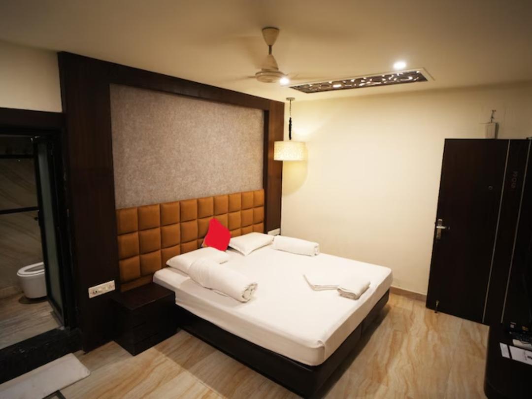 Hotel Ivory Inn in Kolkata