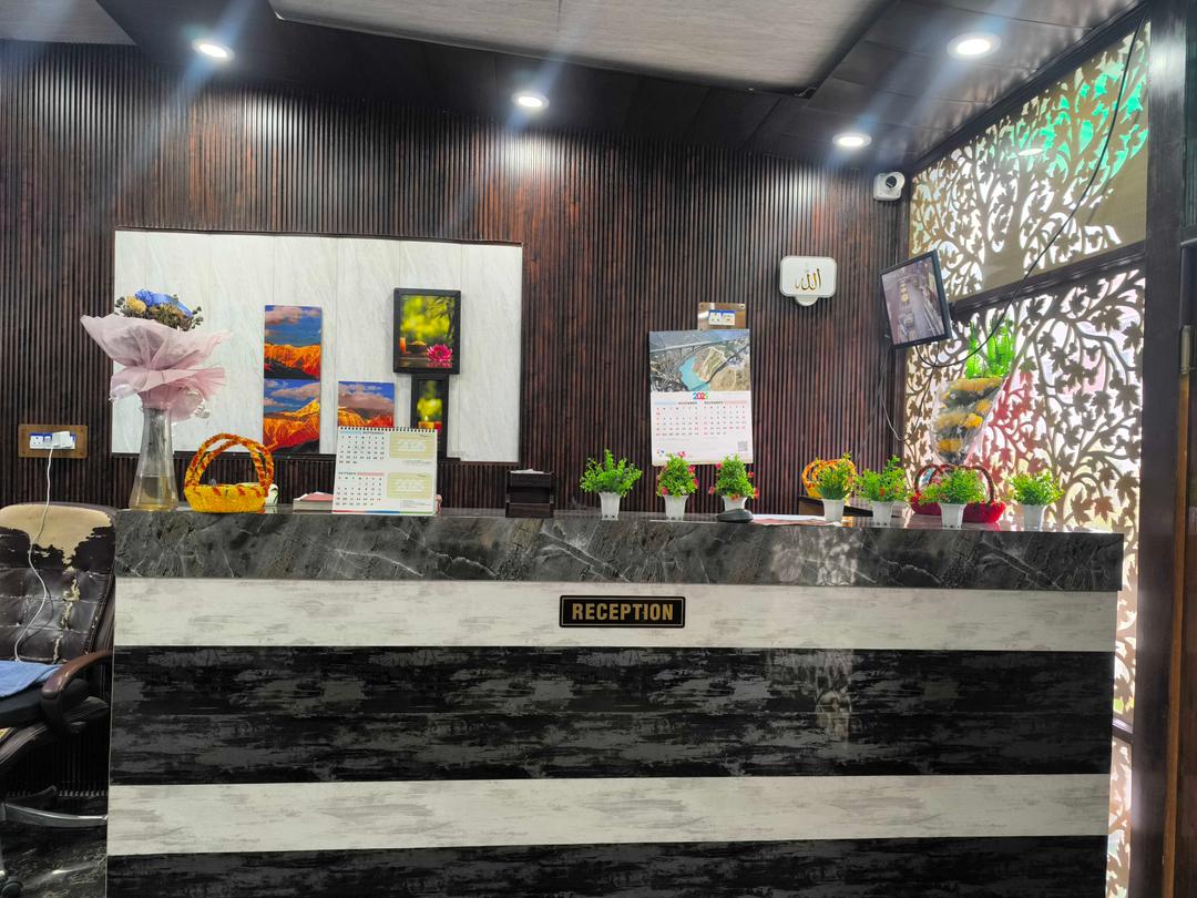 Collection O Kursoo Rajbagh Formerly Mid Valley Residency in Srinagar