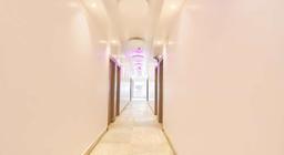 The Golden Plaza Hotel in Tarapith
