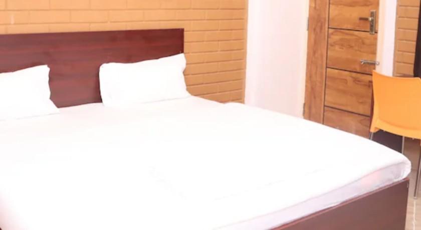 Sri Jayaganga Lodge in Tumkur