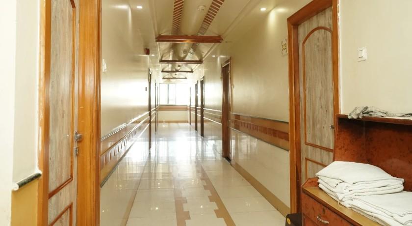 Sapphire Inn By Central Park in Thane