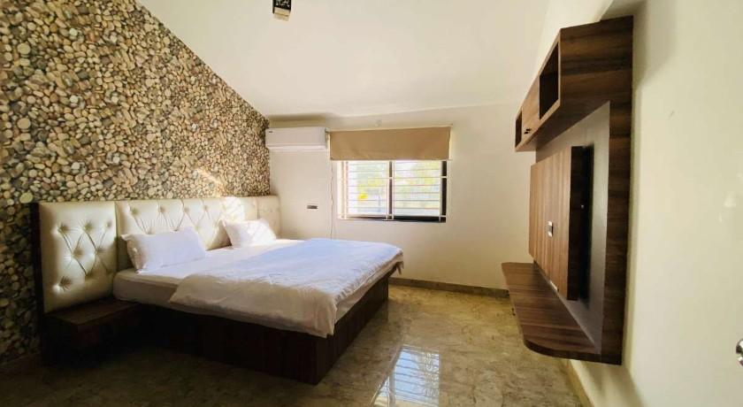 Atharva Greens Resort in Rewa
