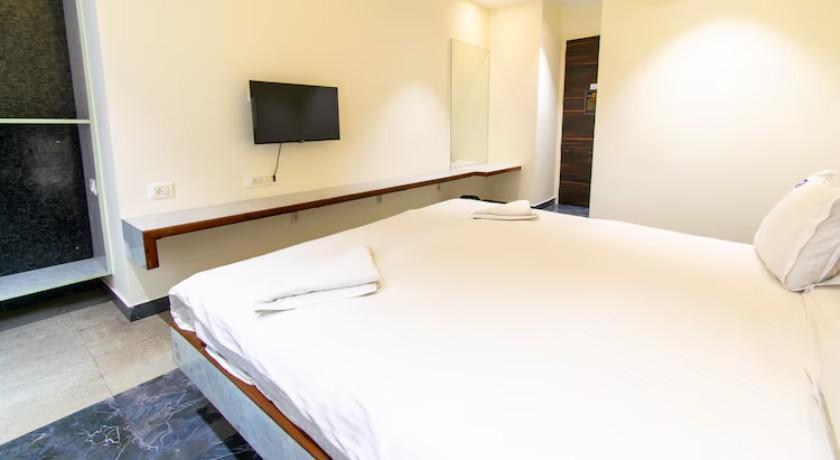 DPS Crown Hotel in Bangalore