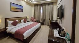 Hotel Star Wood in Dehradun