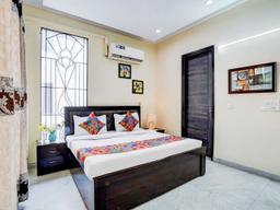 Sarla Sadan in Noida