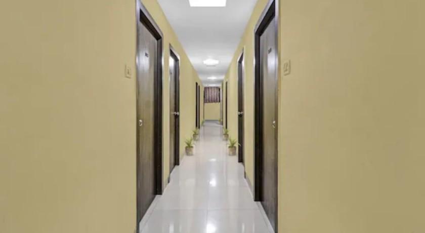 Hotel Saidan Lodging in Navi Mumbai