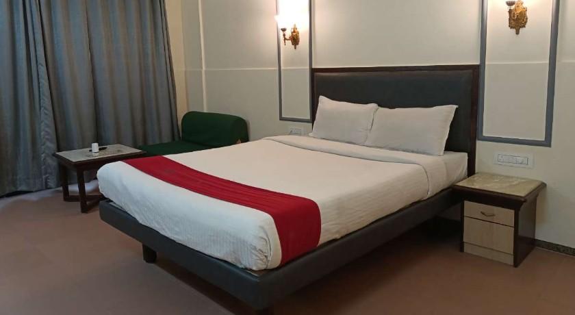 Royal Garden Resort in Vasai Virar