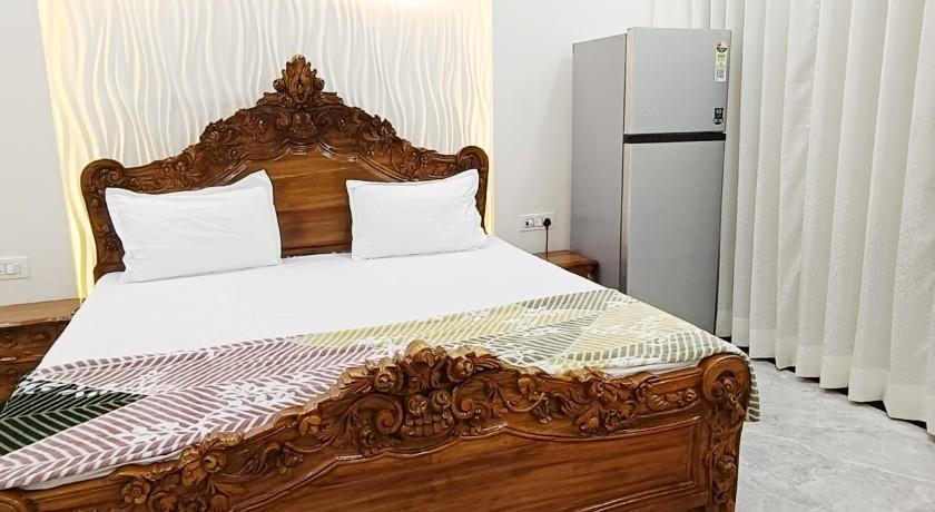 Hotel 523 in Gurgaon