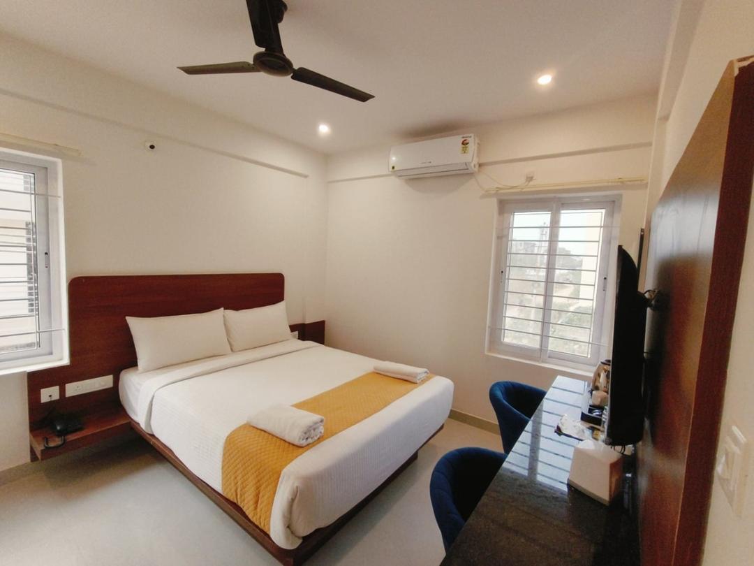 Keerthis Elite - Airport Hotel in Bangalore