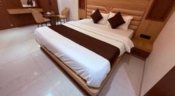 Hotel Classic Badlapur in Thane