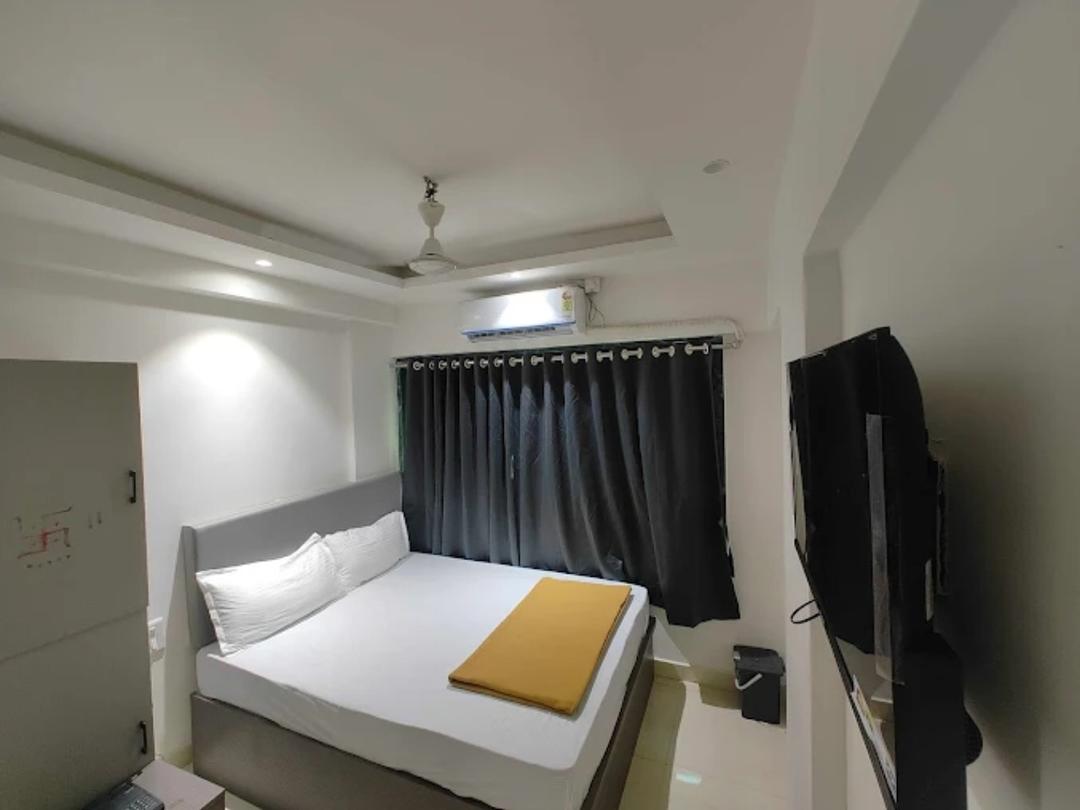 S K Palace in Thane