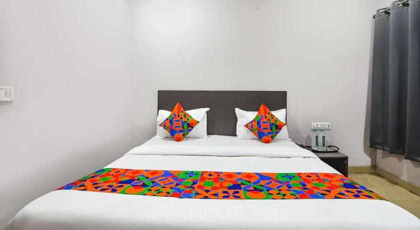 Hotel White Stone in Delhi