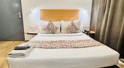 Hotel Cinco Prime in Hyderabad