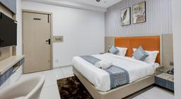 Hotel Lacasa in Ahmedabad