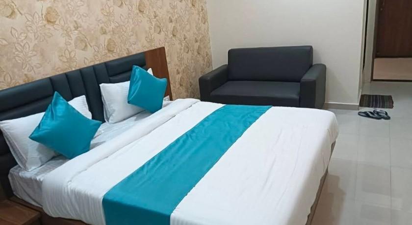 Hotel Empire in Daman