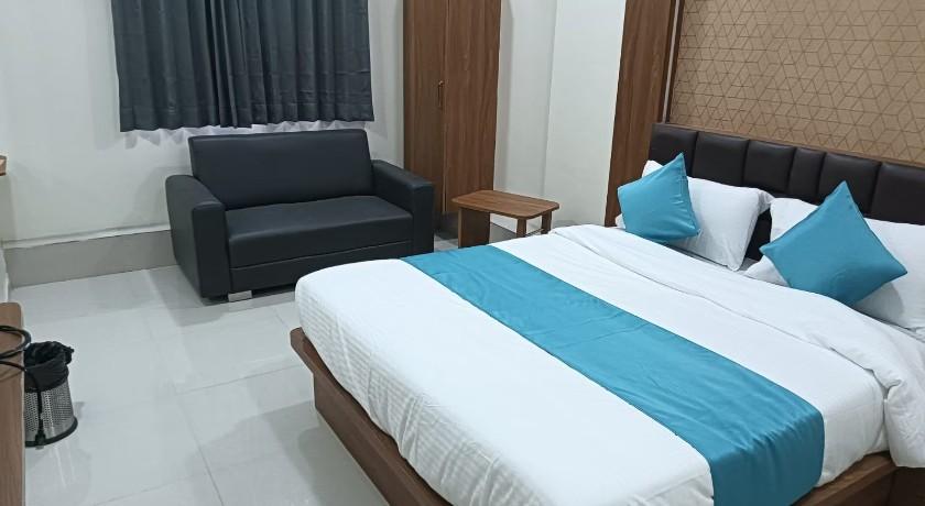 Hotel Empire in Daman