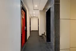 Super Townhouse Varanasi Cantonment Formerly Ayushman Inn in Varanasi