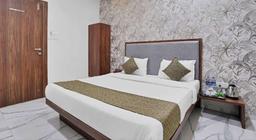 Hotel New Star in Navi Mumbai