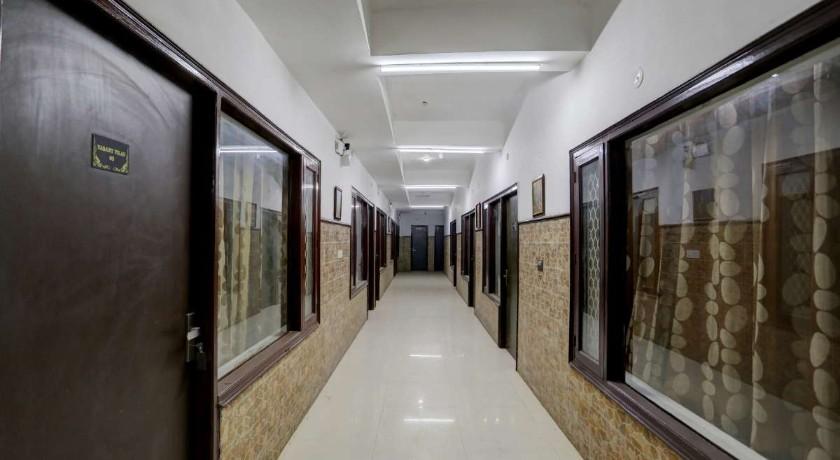 Poonam Villa in Delhi