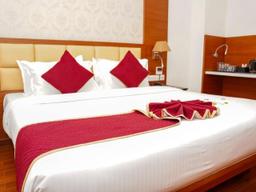 Hotel Sarovaras Legacy in Bangalore