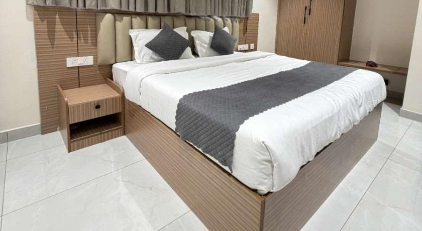 Isha Luxury Rooms in Hyderabad