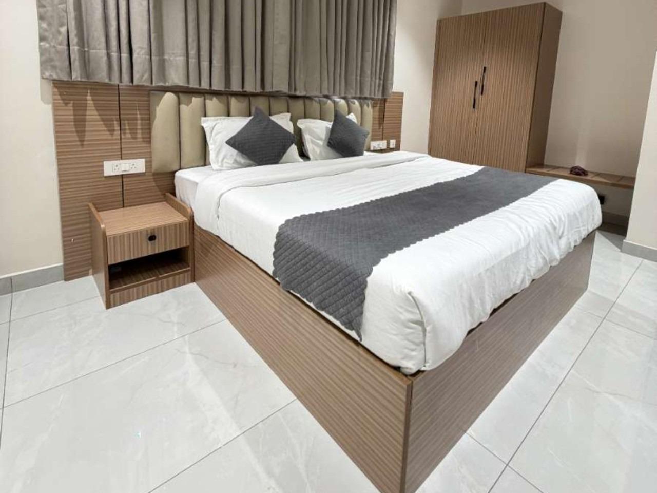 Isha Luxury Rooms in Hyderabad