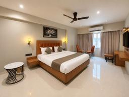 Hotel Avenue Inn in Navi Mumbai