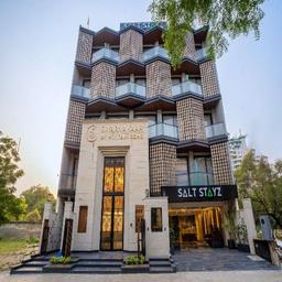Saltstayz Premier-Millenium City Centre in Gurgaon