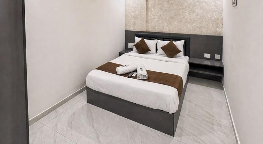 Hotel Limewood in Mangalore
