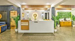 Hotel SkyLuxuria Medicity in Gurgaon