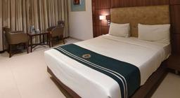 Hotel Mathoshree in Thane