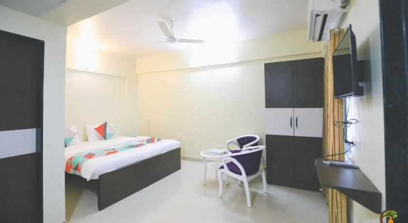 Hotel Paradise Aundh in Pune