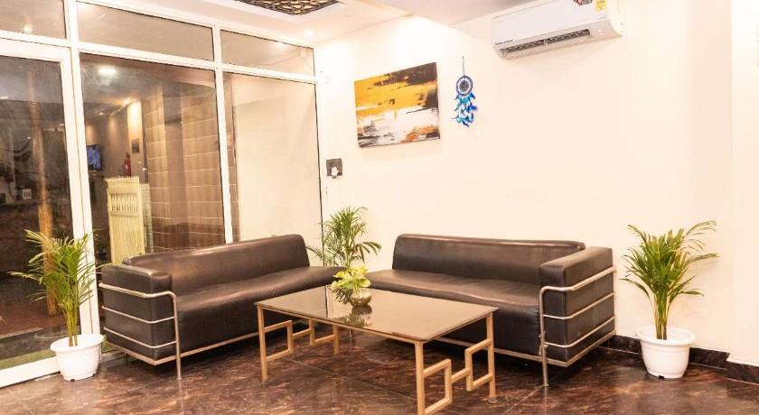 Life Tree Hotel And Banquet Hall in Noida