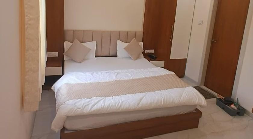 Hotel Vaikuntha Stays in Indore