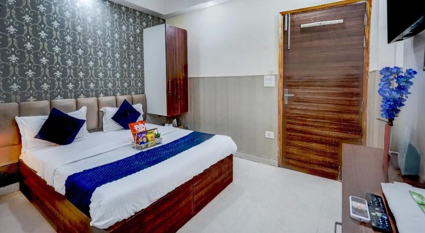 Rest In Hotel in Noida