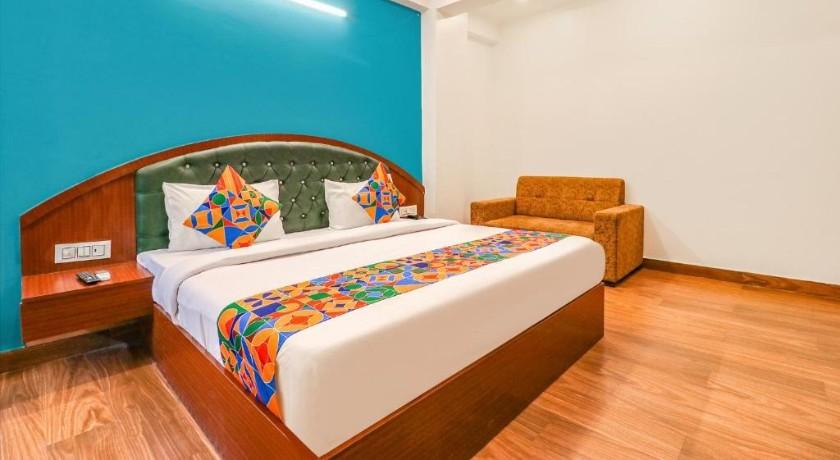 The Lime Tree Hotel in Delhi