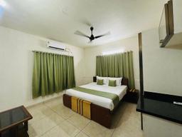 Blanco Airport Suite in Kochi