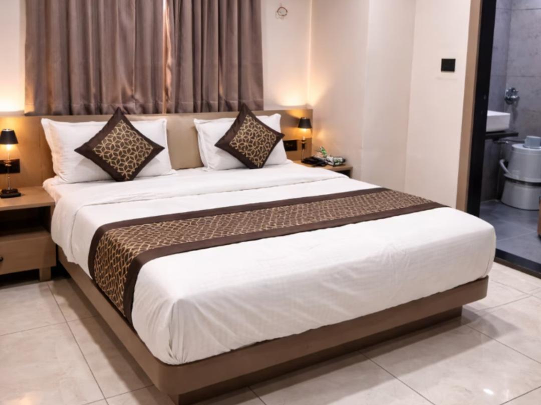 Sunpark Hotel in Ahmedabad