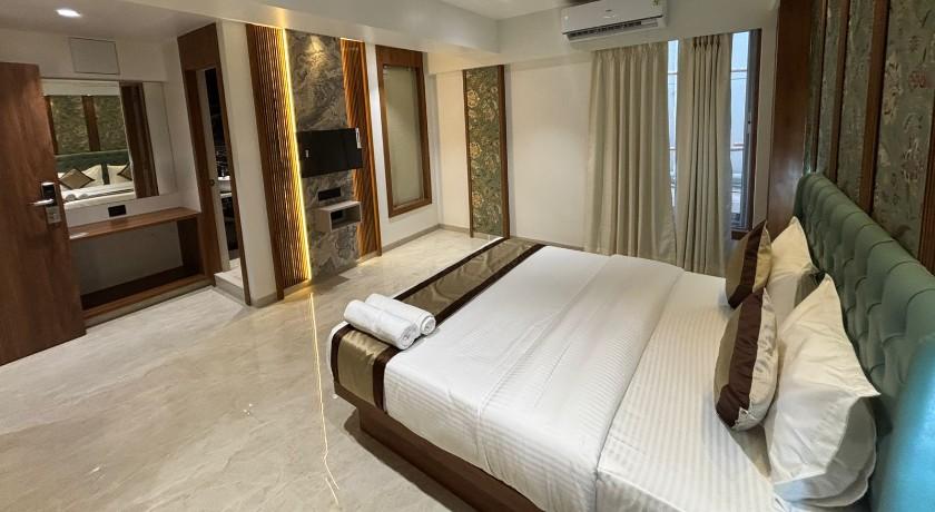 Hotel Shree Krishna Paradise in Thane