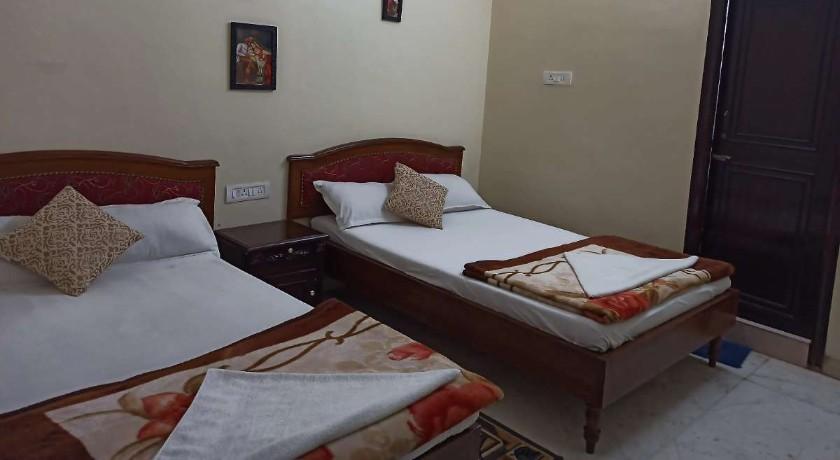 Hotel Laxmi International in Bodh Gaya