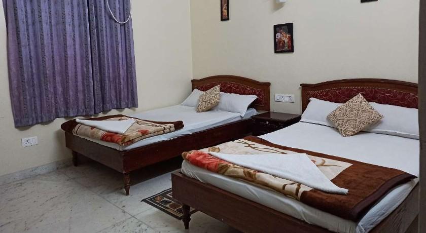 Hotel Laxmi International in Bodh Gaya