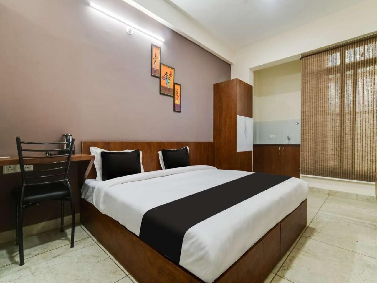 Hotel La Banian Retreat in Indore