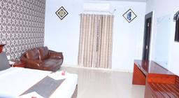 Sri 7 Inn in Anantapur