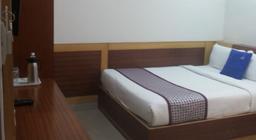 Hotel White Parrot in Mysore