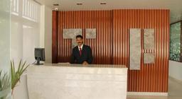 Hotel White Parrot in Mysore