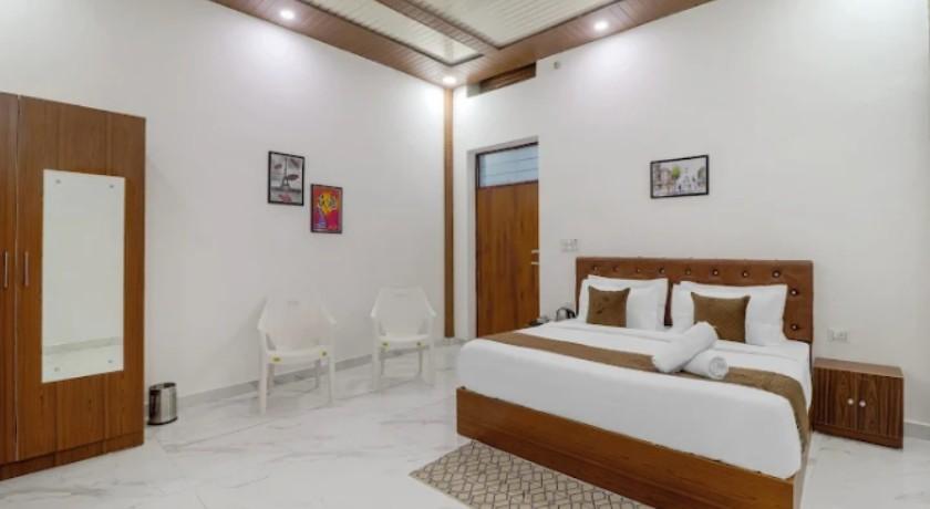 Hotel Sovat Residency in Dehradun